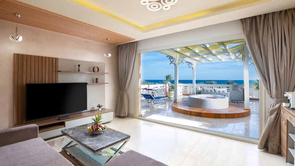 الفندق الباتروس بالاس ريزورت - الغردقة